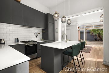 14 Pine Avenue - Photo 0